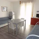 In 36525 * Бібіоне