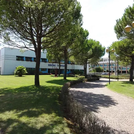 In 36525 Apartament